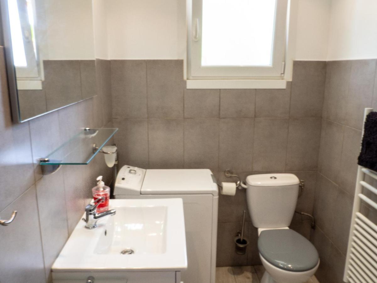 ヴィルヌーヴ・ルベCharmant Studio Proche De Nice A 300M Des Plagesアパートメント エクステリア 写真