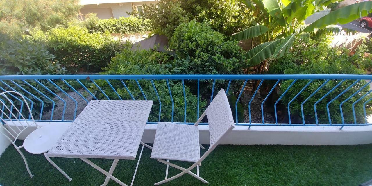 ヴィルヌーヴ・ルベCharmant Studio Proche De Nice A 300M Des Plagesアパートメント エクステリア 写真